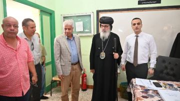 الأنبا مقار أسقف الشرقية والعاشر يدلي بصوته في انتخابات مجلس الشيوخ صور الأنبا مقار أسقف الشرقية والعاشر يدلي بصوته في انتخابات مجلس الشيوخ صور