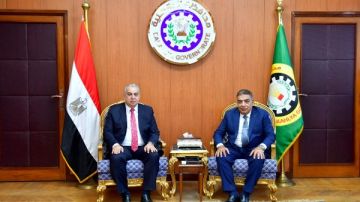 موجز الدقهلية.. المحافظ يتفقد المركز التكنولوجي ويستقبل مدير الأمن.. إصابة شخص إثر انقلاب سيارة.. وإصابة خمسة في حادث آخر موجز الدقهلية.. المحافظ يتفقد المركز التكنولوجي ويستقبل مدير الأمن.. إصابة شخص إثر انقلاب سيارة.. وإصابة خمسة في حادث آخر