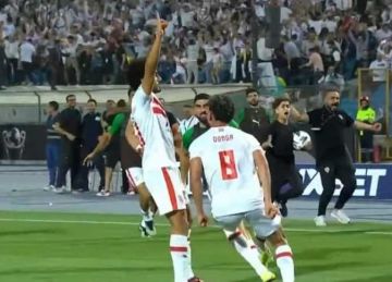 بسبب رفضه تجديد عقده.. جون إدوارد يهدد نجم الزمالك بالتجميد (تفاصيل)