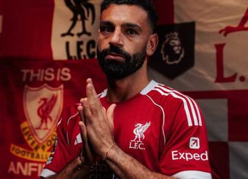 صراعات جديدة ورد على سلوت.. تحديات نارية تنتظر محمد صلاح في الموسم الجديد