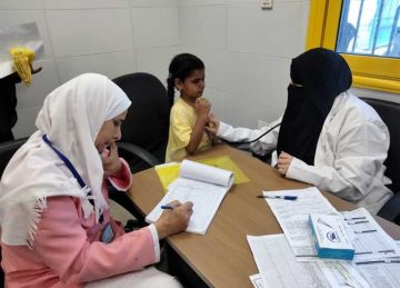 إجراء الفحص الطبي لـ907 مواطنا خلال قافلة طبية مجانية بقرية الحنفي ببلطيم إجراء الفحص الطبي لـ907 مواطنا خلال قافلة طبية مجانية بقرية الحنفي ببلطيم