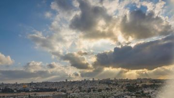 حالة الطقس في فلسطين .. استمرار الموجة الحارة مع فرص سقوط الأمطار حالة الطقس في فلسطين .. استمرار الموجة الحارة مع فرص سقوط الأمطار