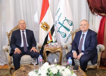 تفاصيل زيارة الفريق كامل الوزير لمجلس الدولة تفاصيل زيارة الفريق كامل الوزير لمجلس الدولة