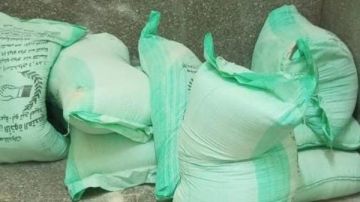 التحفظ على 5 أطنان دقيق بلدي قبل بيعها في السوق السوداء بالمحافظات.. هذه عقوبة الاحتكار