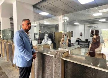 انتظام تقديم الخدمة للمواطنين داخل المركز التكنولوجي في المحاميد بأسوان