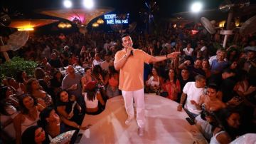 بحضور نجوم الفن والرياضة.. إيهاب توفيق يشعل الساحل الشمالي بحفل كامل العدد