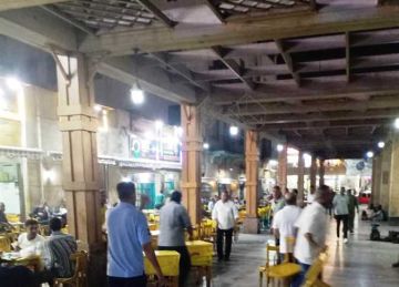 غلق وتشميع 6 محلات مخالفة في حملة مكبرة بأحياء مدينة أسوان غلق وتشميع 6 محلات مخالفة في حملة مكبرة بأحياء مدينة أسوان