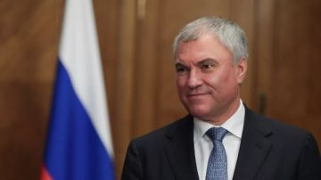 رئيس الدوما الروسي في بكين لتعزيز التعاون البرلماني وتوسيع الشراكة الاستراتيجية