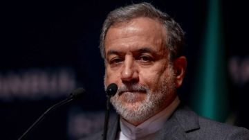 وزير الخارجية الإيراني: مستعدون لاستئناف المفاوضات بشأن البرنامج النووي وزير الخارجية الإيراني: مستعدون لاستئناف المفاوضات بشأن البرنامج النووي