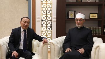 مفتي الجمهورية: تبادل الخبرات وتنظيم البرامج التدريبية مع كازاخستان