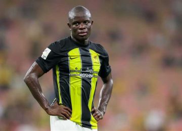 وافقوا وإلا .. وكيل كانتي يهدد إدارة اتحاد جدة  وافقوا وإلا .. وكيل كانتي يهدد إدارة اتحاد جدة