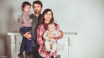 استشاري: زواج الأقارب يرفع مخاطر الأمراض الوراثية.. والفحص قبل الزواج ضرورة ملحة استشاري: زواج الأقارب يرفع مخاطر الأمراض الوراثية.. والفحص قبل الزواج ضرورة ملحة