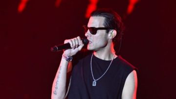 شاهد كايرو كي يلهب حماس الجمهور بحضور عدد من الفنانين بحفل رأس الحكمة