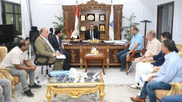 محافظ قنا يتابع الموقف التنفيذي لمشروع تطوير كورنيش النيل صور محافظ قنا يتابع الموقف التنفيذي لمشروع تطوير كورنيش النيل صور