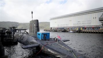 تسرب مياه مشعة من قاعدة نووية بريطانية يثير انتقادات واسعة