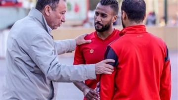 حسام عاشور: رفضت الزمالك علشان ما أزعلش جمهور الأهلي حسام عاشور: رفضت الزمالك علشان ما أزعلش جمهور الأهلي