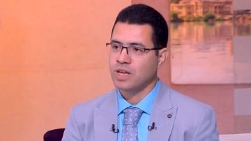 د.محمد عسكر يكتب: ما بين الورقة والقلم ولمسة الشاشة د.محمد عسكر يكتب: ما بين الورقة والقلم ولمسة الشاشة