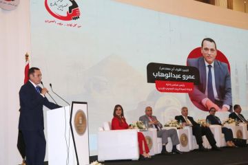 رئيس شركة تنمية الريف المصري الجديد يستعرض مستجدات مشروع المليون ونصف المليون فدان