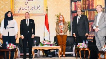 ملتقى الهناجر الثقافي يناقش الذكاء الاصطناعي وتأثيره في حياتنا .. مشاركون: الفكر الانساني سيظل هو الأساس