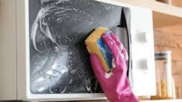 هيرجع جديد بدون مواد كيميائية.. طريقة تنظيف المايكرويف بمكونين طبيعيين فقط هيرجع جديد بدون مواد كيميائية.. طريقة تنظيف المايكرويف بمكونين طبيعيين فقط