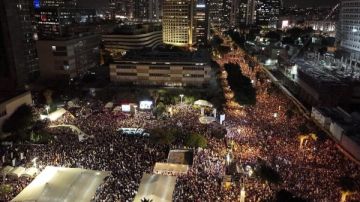 مليون إسرائيلي في الشوارع .. ماذا يحدث في تل أبيب؟