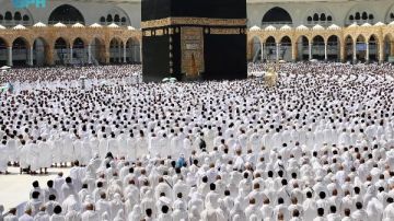 إمام المسجد الحرام: شدة الحر من فيح جهنم وآية يرسلها الله لعباده تخويفا وذكرى وموعظة