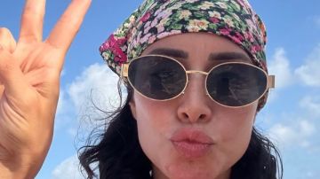 بسنت شوقي تشارك جمهورها صورا من عطلتها الصيفية شاهد