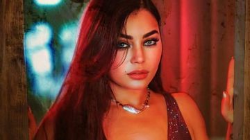 هيفاء وهبي تطرح أولي أغاني ألبومها الجديد.. فيديو