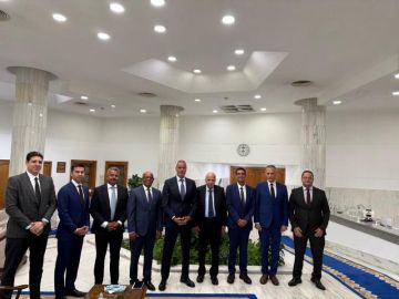 بحث خطة تحديث أسطول مصر للطيران .. ووفد بوينج: تسليم مصر أول طائرات الصفقة يناير 2026 بحث خطة تحديث أسطول مصر للطيران .. ووفد بوينج: تسليم مصر أول طائرات الصفقة يناير 2026