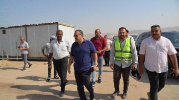باستثمارات 600 مليون جنيه.. محافظ أسيوط يتفقد مشروع مجمع صناعات الرمان المتكامل بالبداري.. وتوجيهات بالالتزام بالجداول الزمنية المحددة ومعايير الجودة والسلامة والصحة المهنية باستثمارات 600 مليون جنيه.. محافظ أسيوط يتفقد مشروع مجمع صناعات الرمان المتكامل بالبداري.. وتوجيهات بالالتزام بالجداول الزمنية المحددة ومعايير الجودة والسلامة والصحة المهنية