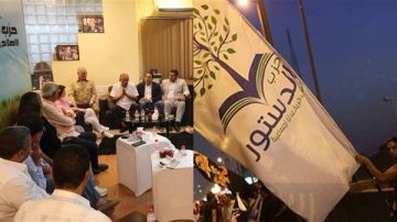 بين الأزمات الداخلية والقيود التنظيمية.. لماذا يلجأ أعضاء أحزاب المعارضة إلى لجنة شؤون الأحزاب؟