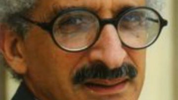 صنع الله إبراهيم .. أيقونة السرد العربي وأحد أبرز رواده