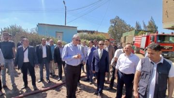 محافظ الغربية ومدير الأمن يتابعان السيطرة على حريق ضخم بمصنعي كتان في شبراملس بزفتى