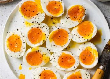 من الكوليسترول للسكري.. متى يصبح البيض خطرا على صحتك؟ (دراسة توضح)