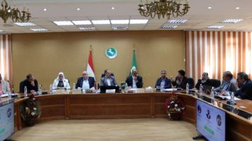 وزارة البيئة تعقد اجتماع موسع بمحافظة الشرقية للوقوف على الإستعدادات والإجراءات الإستباقية لمواجهة نوبات تلوث الهواء الحادة لهذا العام