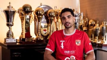 إيهاب أمين: سعيد بتجديد عقدي.. وأشكر الجماهير على الدعم والمساندة