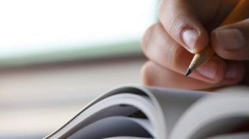 الثانوية العامة أو البكالوريا؟ القرار بيد من.. والتعليم تحسم الجدل الثانوية العامة أو البكالوريا؟ القرار بيد من.. والتعليم تحسم الجدل