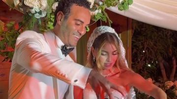 9 نجوم يدخلون عش الزوجية.. أحدثهم هاجر السراج 9 نجوم يدخلون عش الزوجية.. أحدثهم هاجر السراج