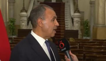 وزير الخارجية: اتفاق القاهرة بين إيران ووكالة الطاقة الذرية لاستئناف التعاون تم برعاية الرئيس السيسي وزير الخارجية: اتفاق القاهرة بين إيران ووكالة الطاقة الذرية لاستئناف التعاون تم برعاية الرئيس السيسي