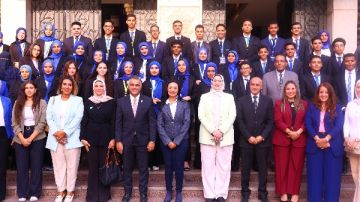 وزيرة التضامن تشهد فعاليات المعسكر التدريبي للنسخة الأولي من برنامج قادة مدارس الجمهورية وزيرة التضامن تشهد فعاليات المعسكر التدريبي للنسخة الأولي من برنامج قادة مدارس الجمهورية