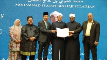 أمين البحوث الإسلامية: خريجو الأزهر سفراء نور ووسطية يمدون الجسور بين الشعوب أمين البحوث الإسلامية: خريجو الأزهر سفراء نور ووسطية يمدون الجسور بين الشعوب