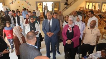 بتكلفة 22 مليون جنيه.. محافظ سوهاج يتفقد أعمال الرصف الجارية بطريق مدخل الكوامل الغربي بتكلفة 22 مليون جنيه.. محافظ سوهاج يتفقد أعمال الرصف الجارية بطريق مدخل الكوامل الغربي