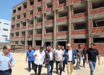 بتكلفة 28.6 مليون جنيه.. محافظ الشرقية يتابع أعمال إنشاء مدرسة التربية الفكرية بالقرين