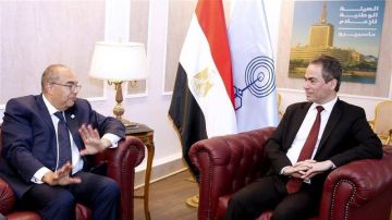 المسلماني يستقبل محمود محيي الدين قبيل بدء صالون ماسبيرو الثقافي