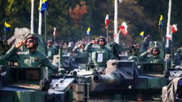 حافة الانفجــ.ـار .. إقلاع مقاتلات بولندية وأطلسية لمواجهة تهديد روسي فوق وارسو حافة الانفجــ.ـار .. إقلاع مقاتلات بولندية وأطلسية لمواجهة تهديد روسي فوق وارسو