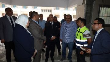 رئيس جامعة المنيا يتفقد التجهيزات النهائية للسكن الفندقي للطلاب