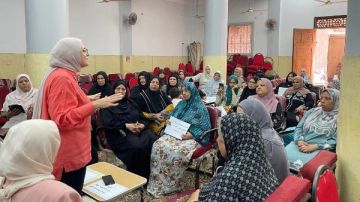 قومي المرأة بالشرقية ينفذ فعاليات حملة طرق الأبواب السلام والأمن 