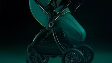 أول عربة أطفال خارقة سعرها 3 آلاف دولار من إنتاج أستون مارتن