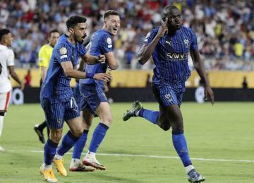 القنوات الناقلة مباشر لمباراة الهلال ضد القادسية في الدوري السعودي.. والمعلق القنوات الناقلة مباشر لمباراة الهلال ضد القادسية في الدوري السعودي.. والمعلق