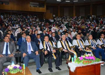  حقوق أسيوط تحتفل بتخريج الدفعة السادسة من برنامج اللغة الإنجليزية